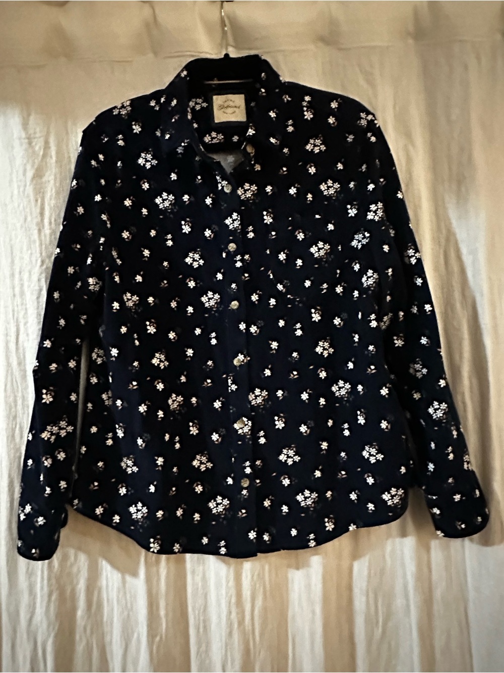 Jachs Navy Button-Down Shirt with White Floral Print